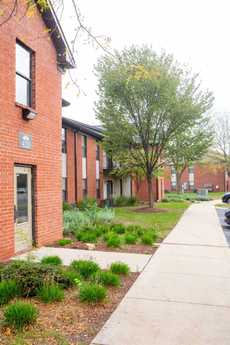 Apartment for rent at 411 Rosewoode Dr, Mishawaka, IN 46544
