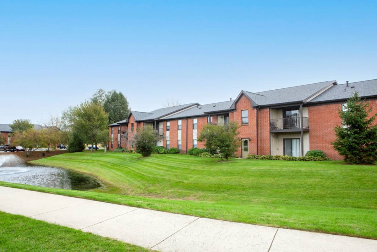 Apartment for rent at 411 Rosewoode Dr, Mishawaka, IN 46544