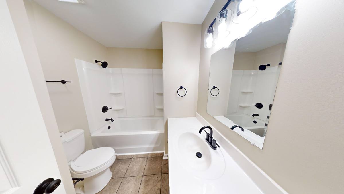 Apartment for rent at 1487 Nichols Dr, Clarksville, TN 37042