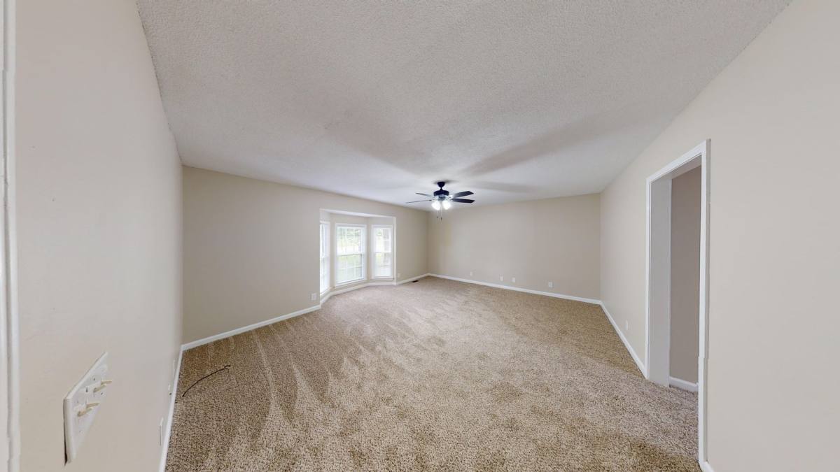 Apartment for rent at 1487 Nichols Dr, Clarksville, TN 37042