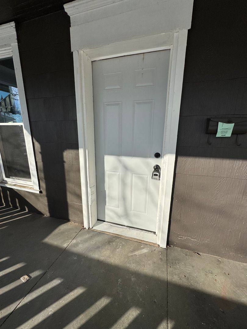 Apartment for rent at 119-121 N 1st St, Miamisburg, OH 45342