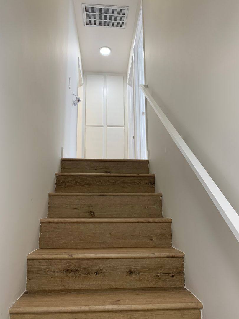 Apartment for rent at 1520 S Bedford St, Los Angeles, CA 90035