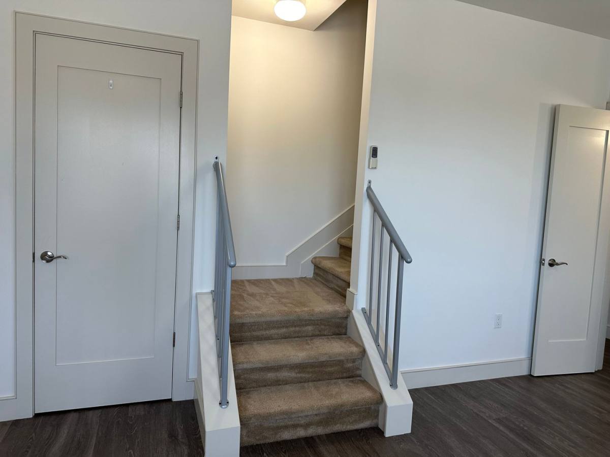 Apartment for rent at 61 W Main St, Bay Shore, NY 11706