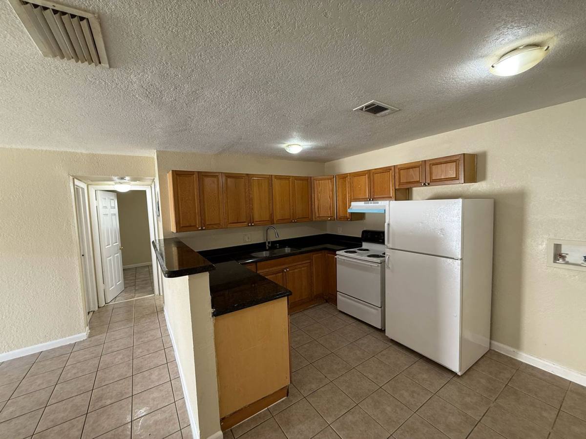 House for rent at 5206 NW 24 St, Fort Lauderdale, FL 33313