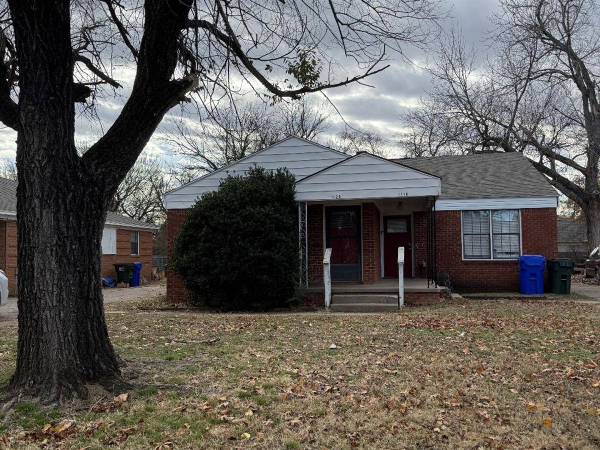House for rent at 1120 Arkansas St, Norman, OK 73071