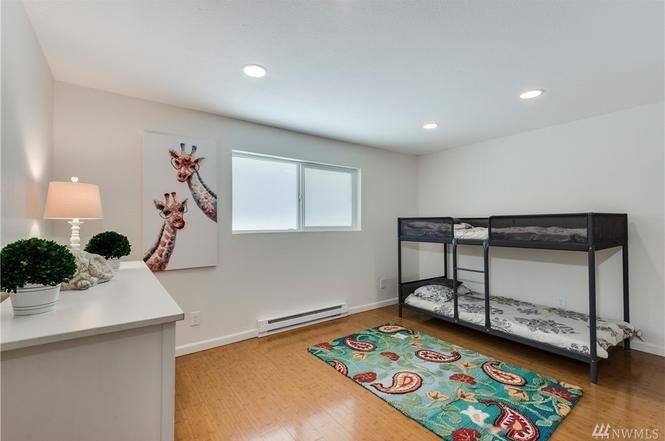 Condo for rent at 14537 NE 40th St, Bellevue, WA 98007