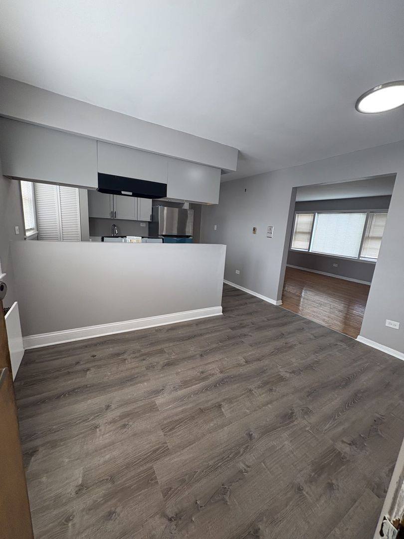 Apartment for rent at 2830-42 W 87th St, Chicago, IL 60652