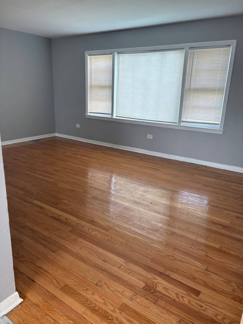 Apartment for rent at 2830-42 W 87th St, Chicago, IL 60652