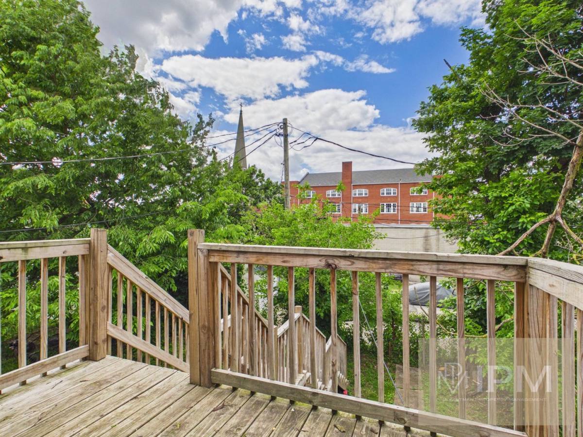 Apartment for rent at 23 E S St, York, PA 17401