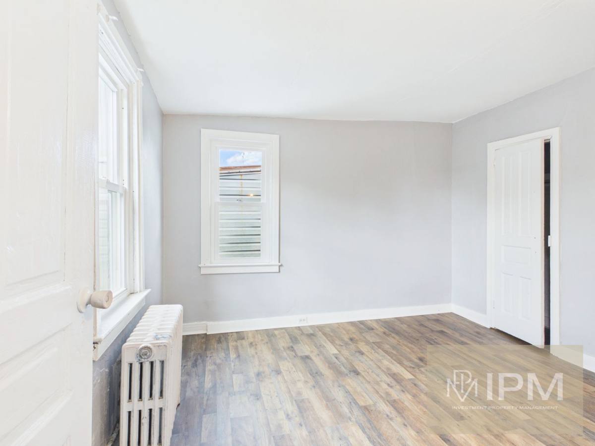 Apartment for rent at 23 E S St, York, PA 17401