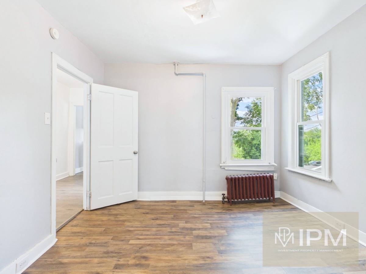 Apartment for rent at 23 E S St, York, PA 17401