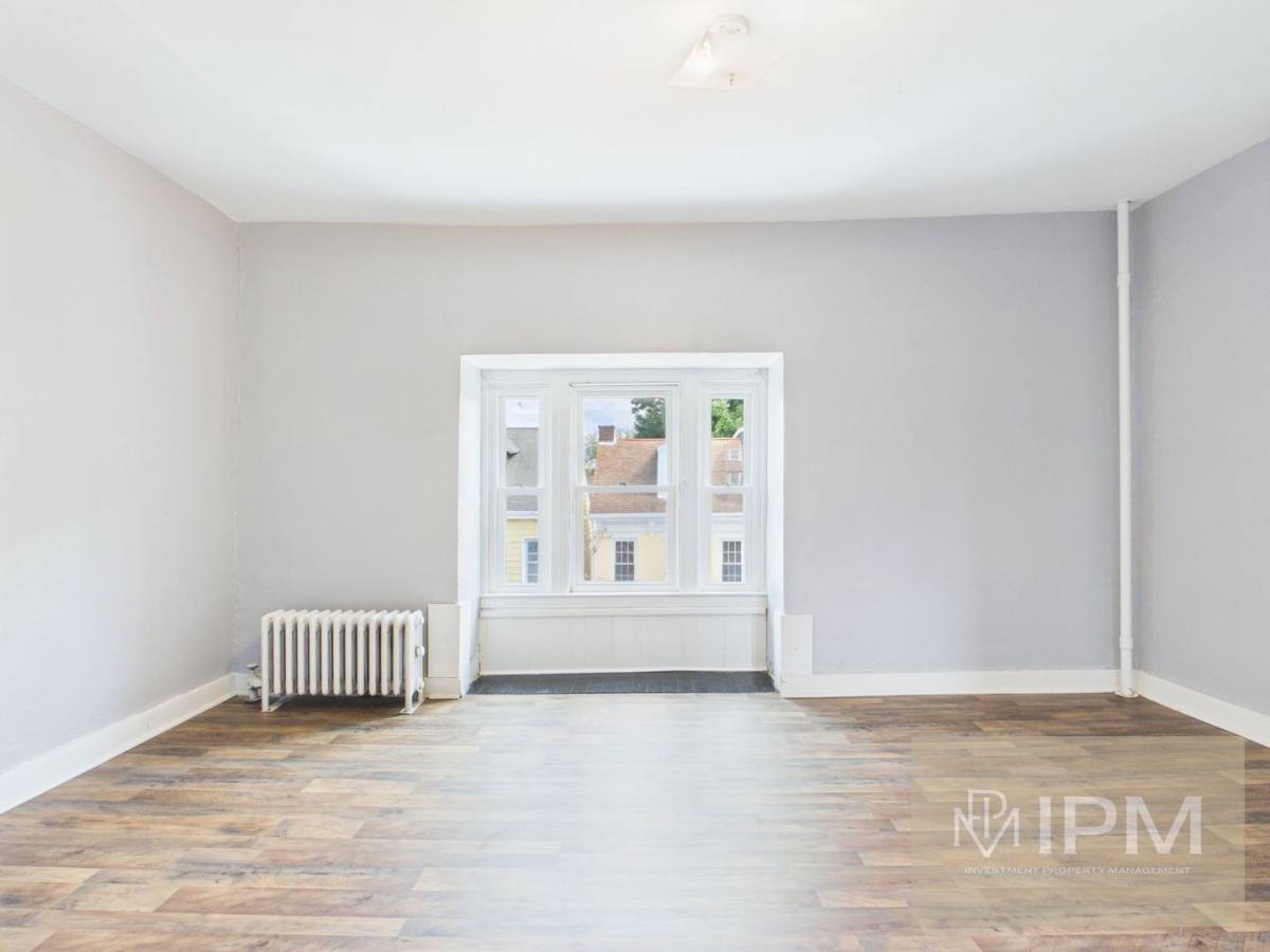 Apartment for rent at 23 E S St, York, PA 17401