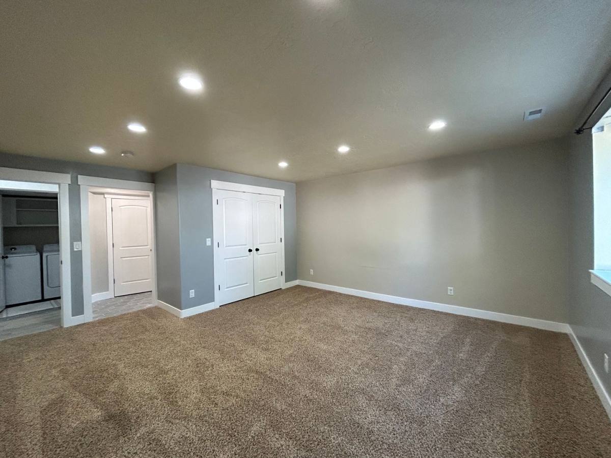 Apartment for rent at 221 N 780 E, Salem, UT 84653