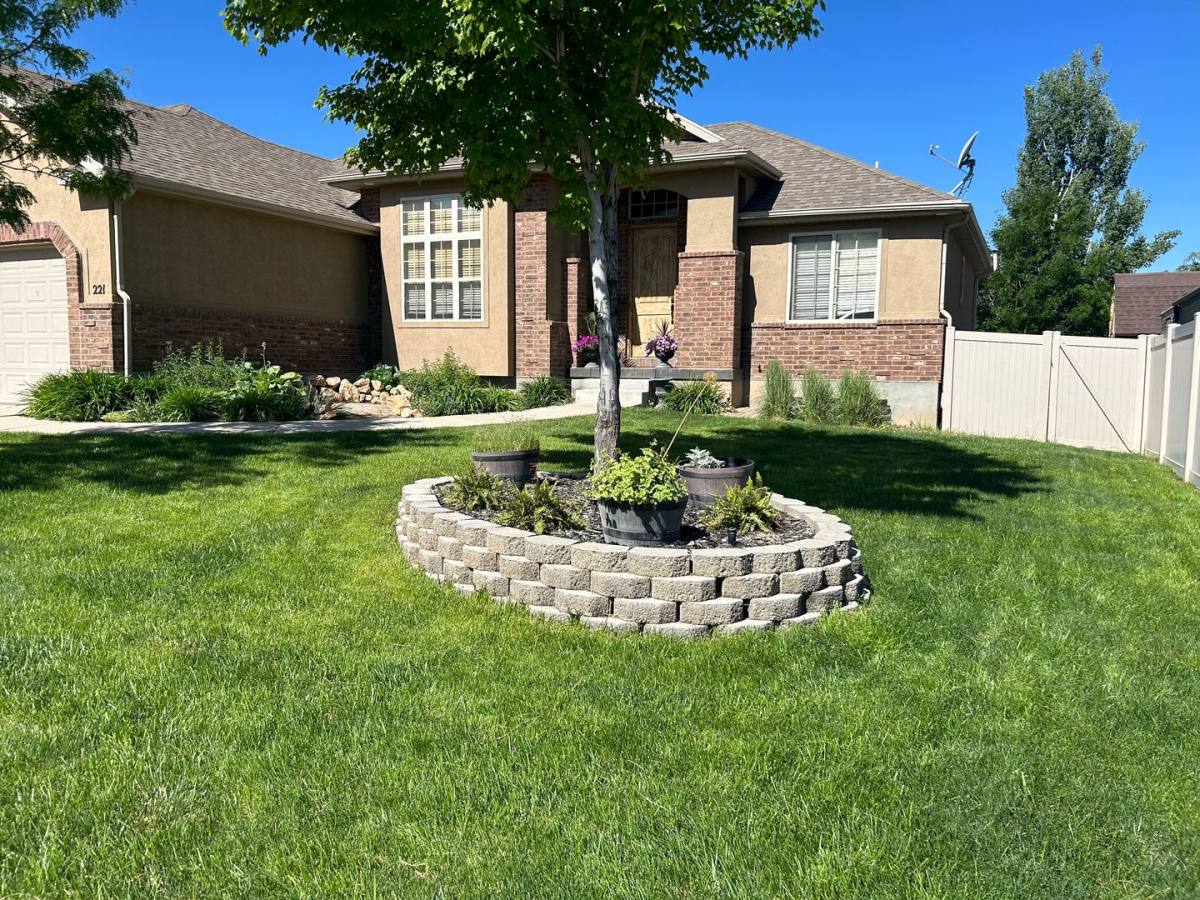 Apartment for rent at 221 N 780 E, Salem, UT 84653