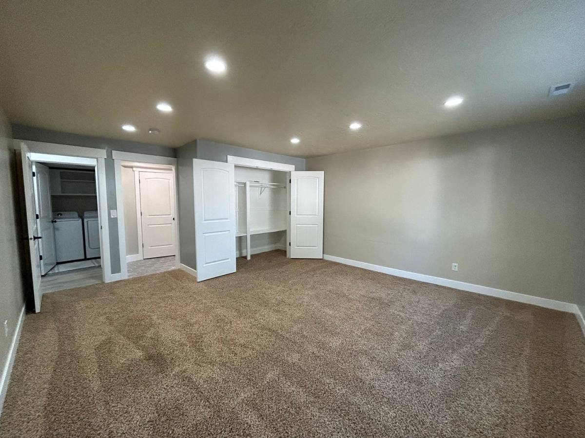 Apartment for rent at 221 N 780 E, Salem, UT 84653