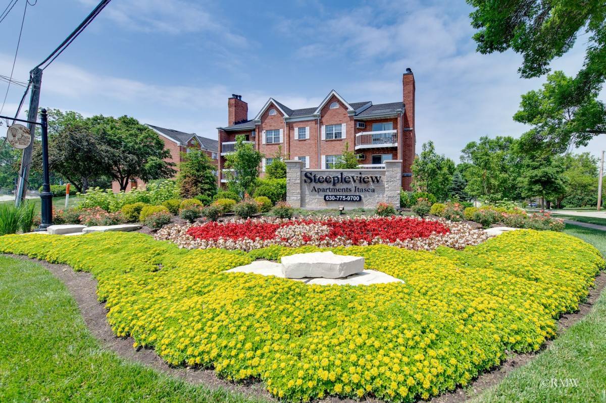 Apartment for rent at 220-248 S Rush St, Itasca, IL 60143
