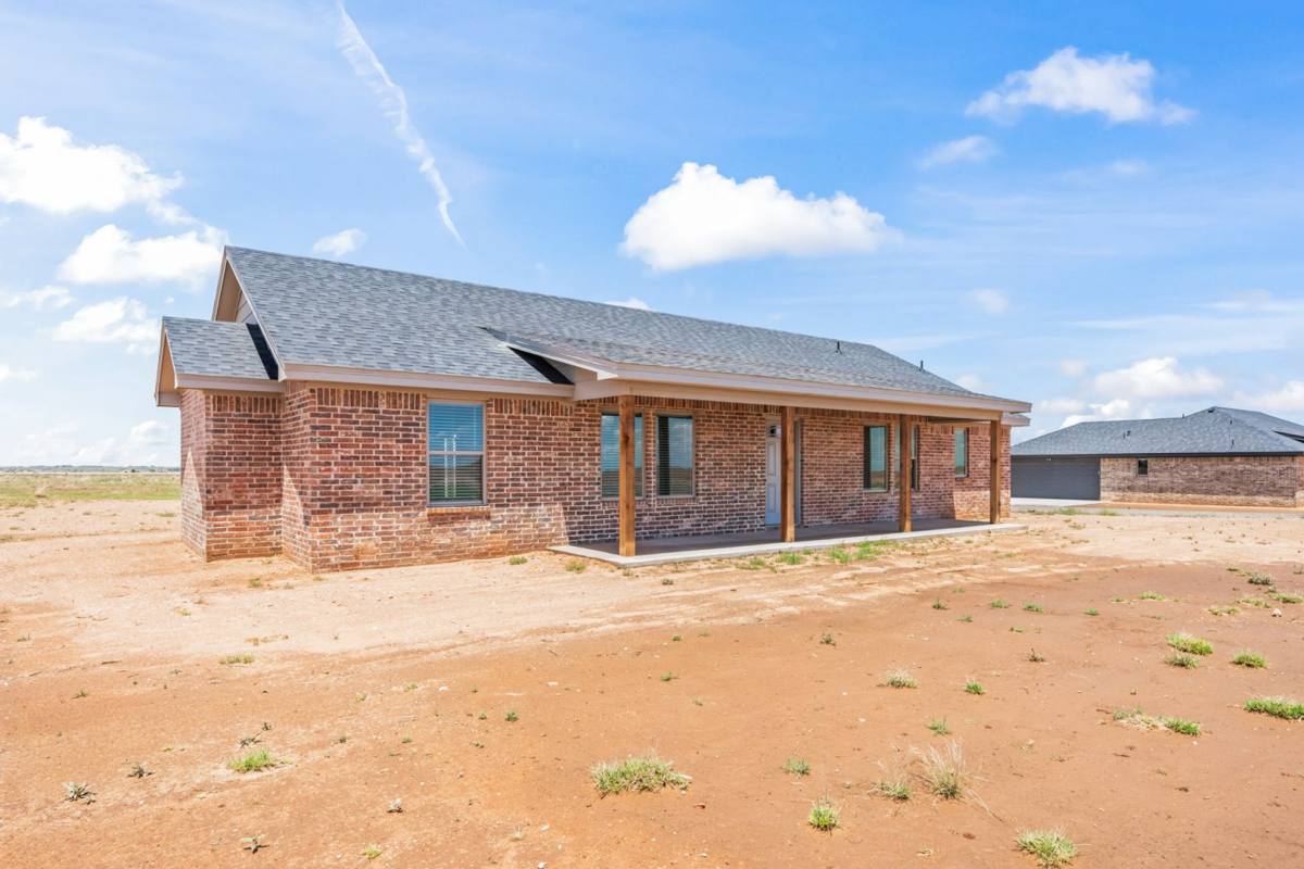 House for rent at 10611 E Cr, Slaton, TX 79364