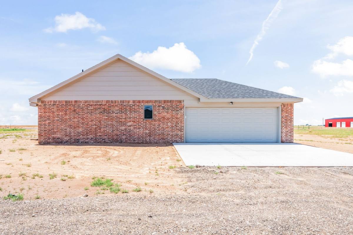 House for rent at 10611 E Cr, Slaton, TX 79364