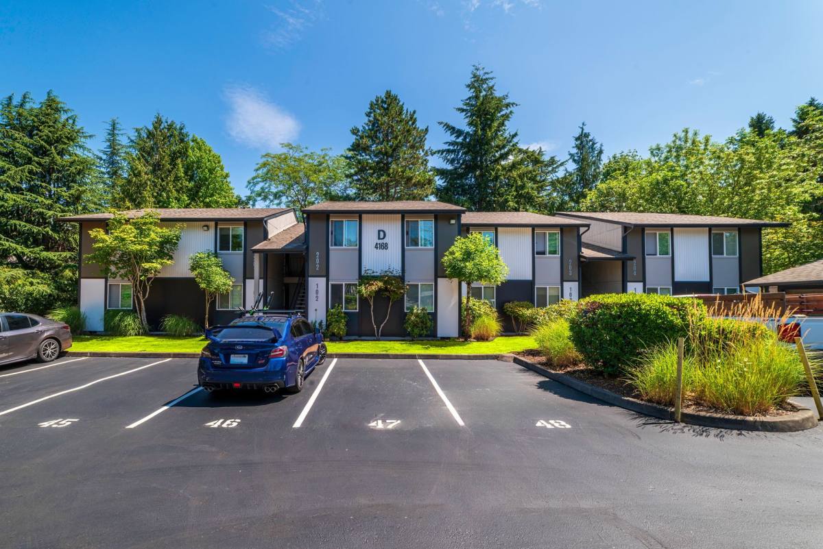 Apartment for rent at 4160 124th Ave SE, Bellevue, WA 98006
