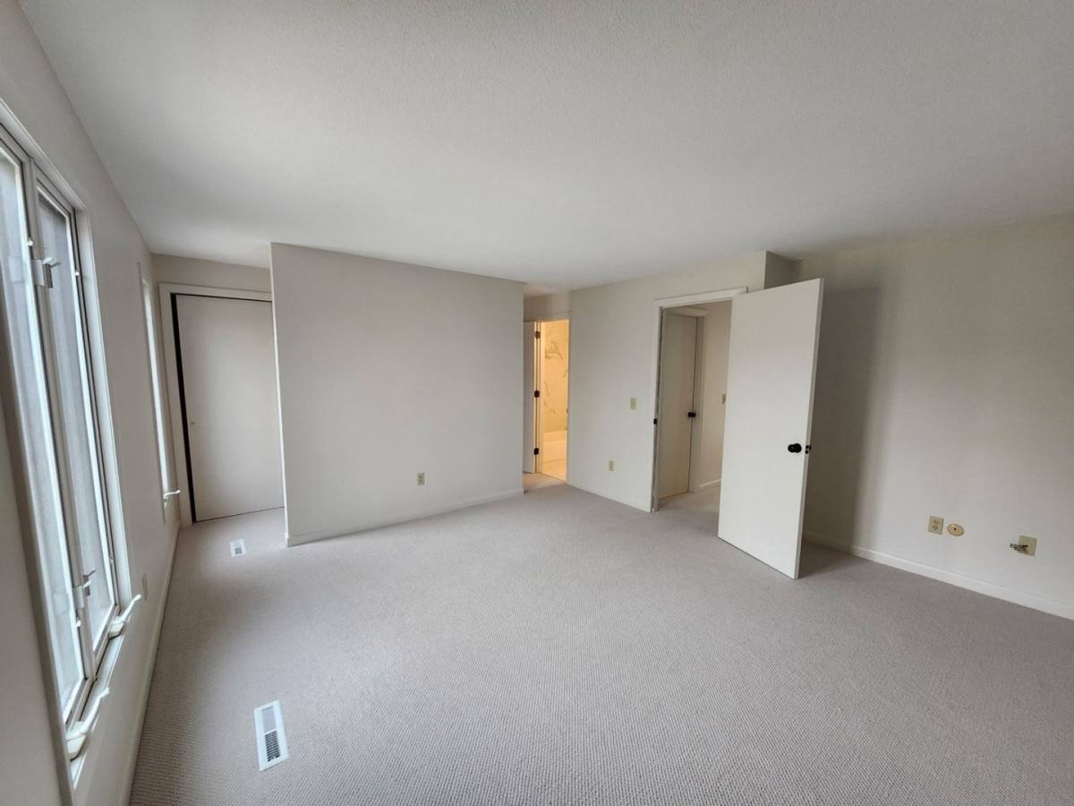 Condo for rent at 10 Winston Court, Amherst, MA 01002