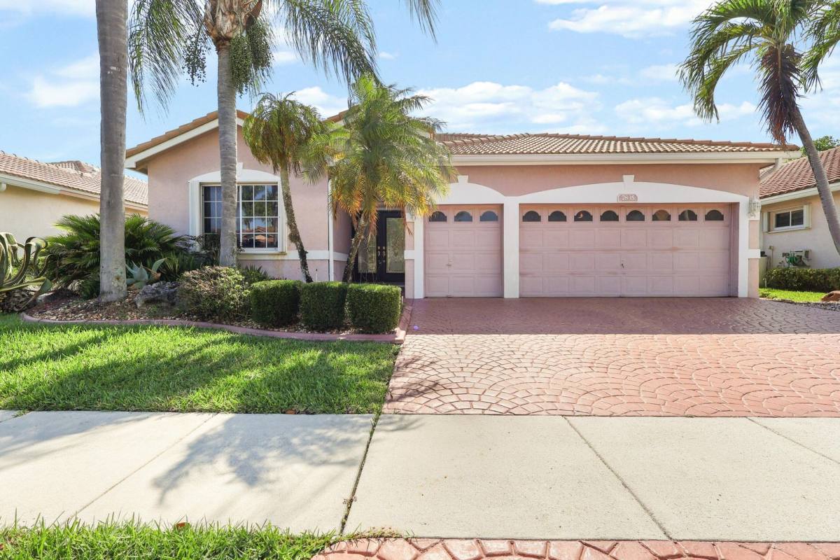 House for rent at 7835 NW 78th Ave, Fort Lauderdale, FL 33321