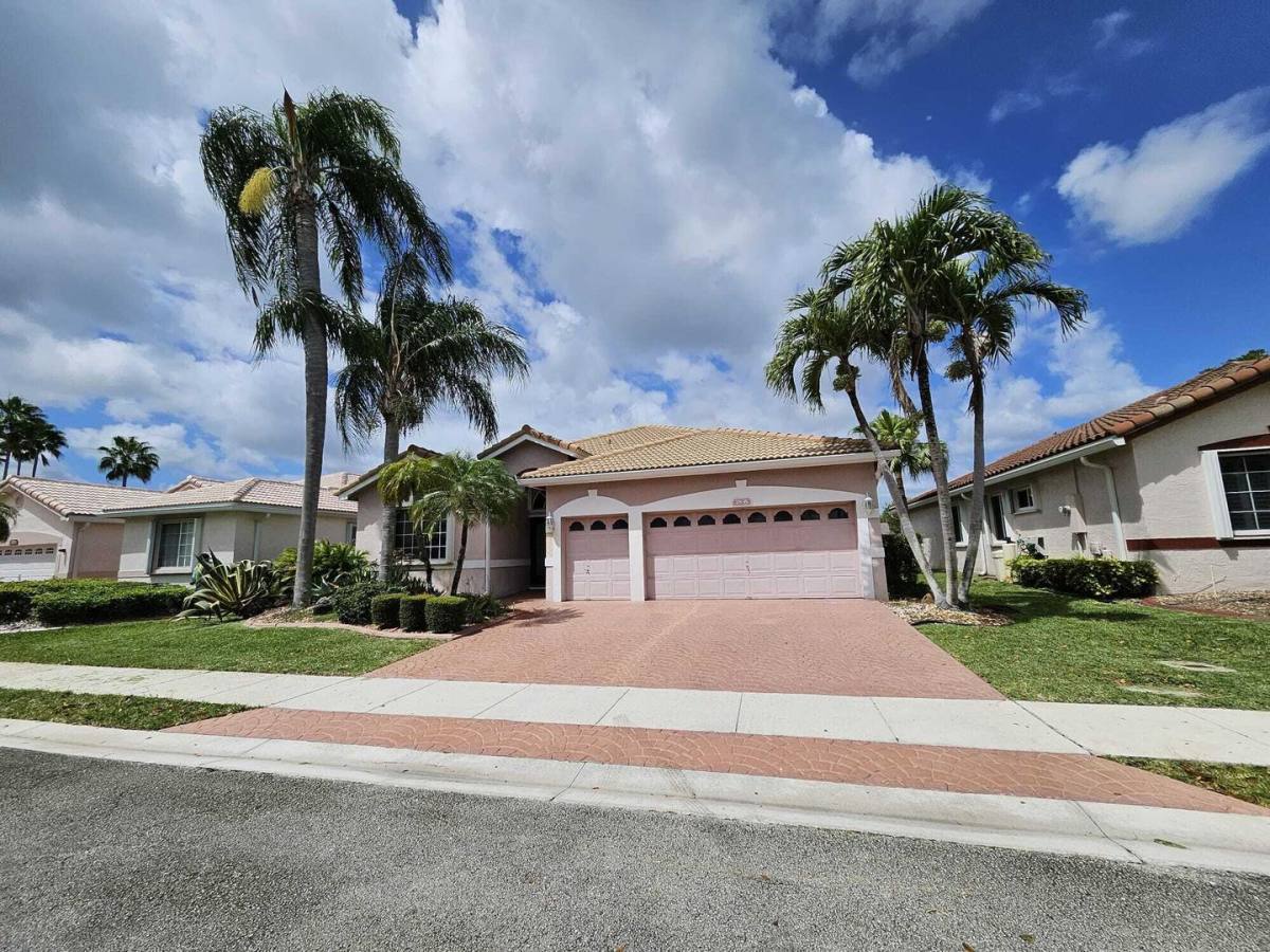 House for rent at 7835 NW 78th Ave, Fort Lauderdale, FL 33321