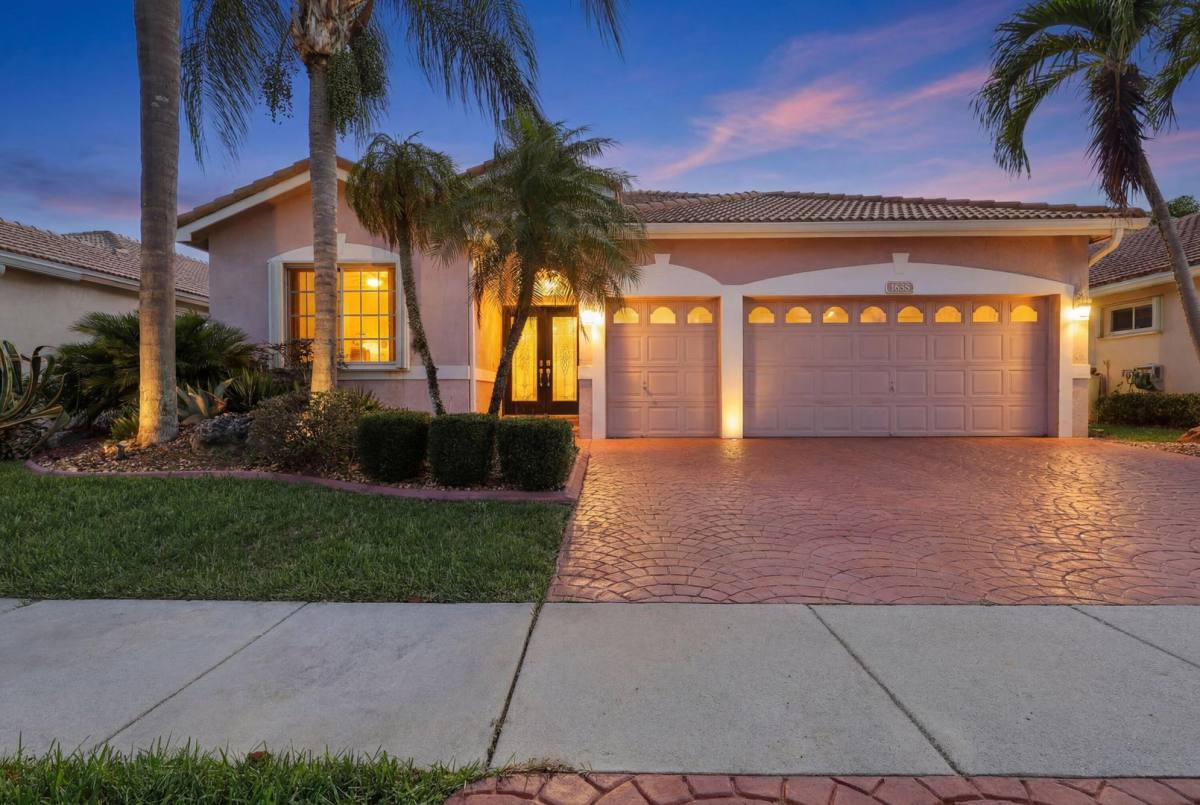 House for rent at 7835 NW 78th Ave, Fort Lauderdale, FL 33321