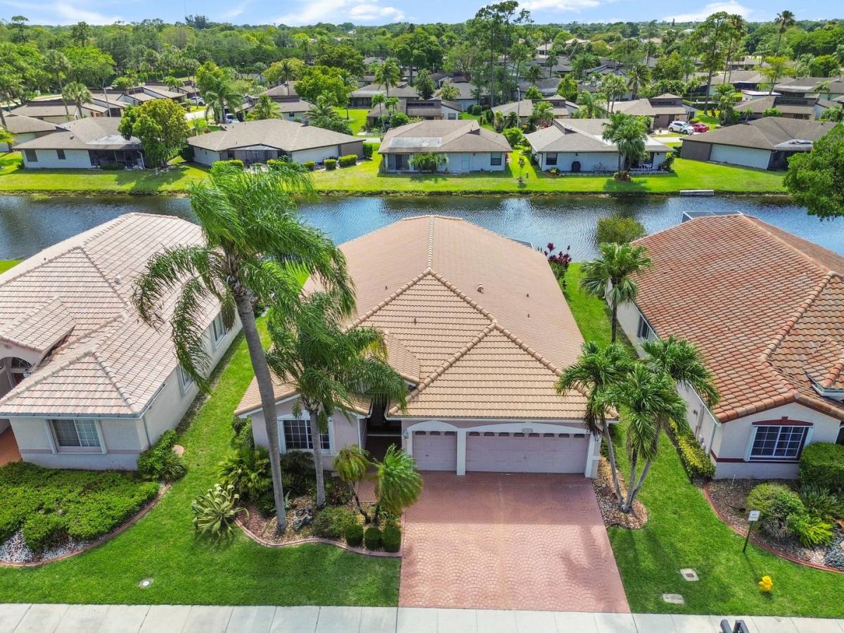 House for rent at 7835 NW 78th Ave, Fort Lauderdale, FL 33321