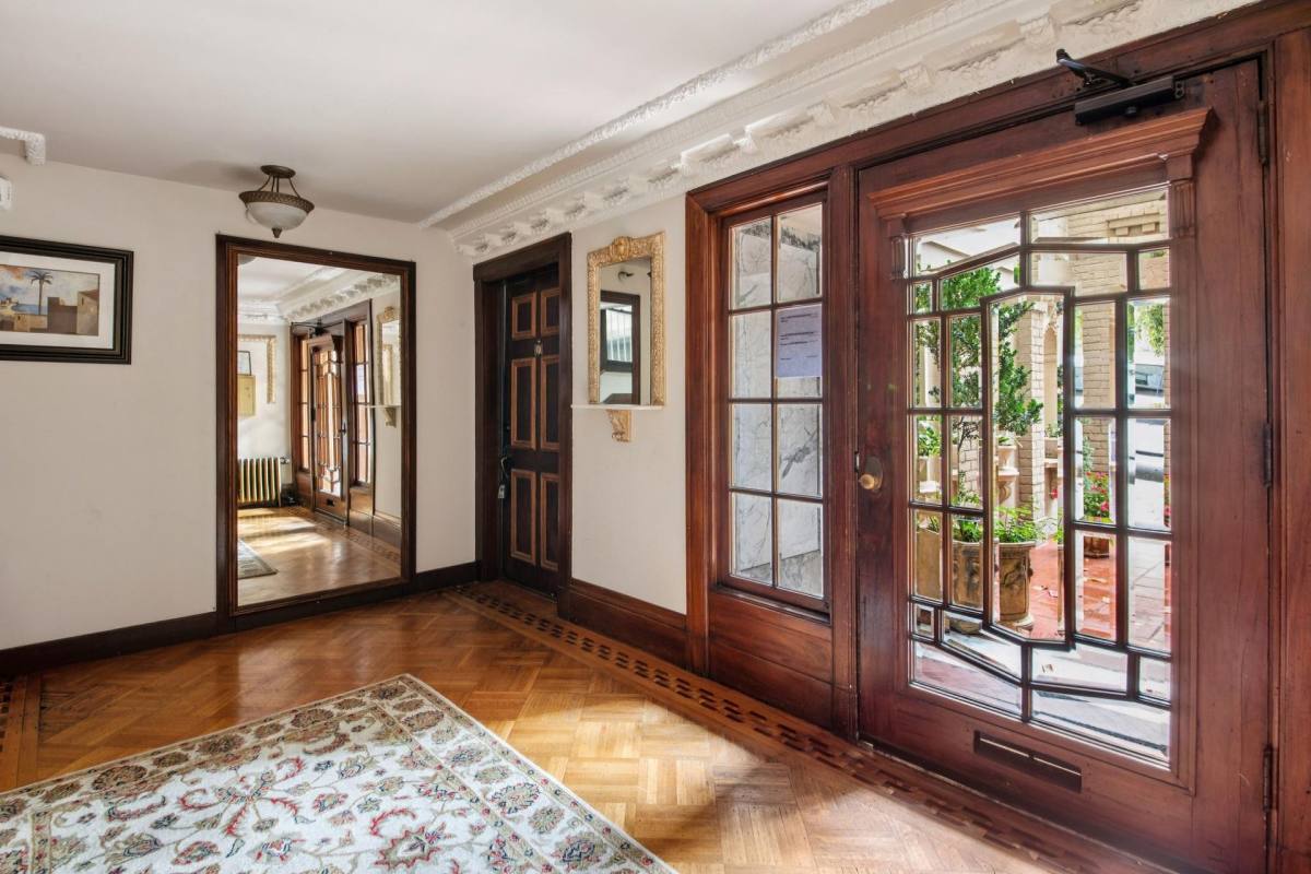 Apartment for rent at 2051 Scott St, San Francisco, CA 94115