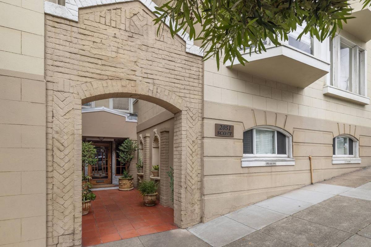 Apartment for rent at 2051 Scott St, San Francisco, CA 94115