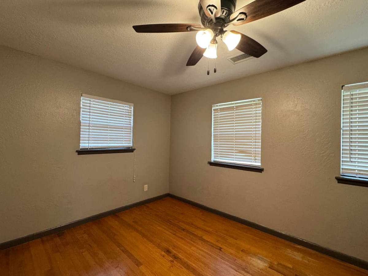 House for rent at 421 NW 57th, Lawton, OK 73505