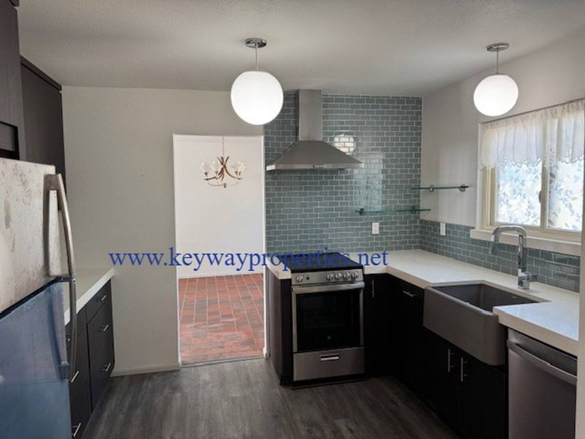 House for rent at 3705 Chapala Dr NE, Albuquerque, NM 87111