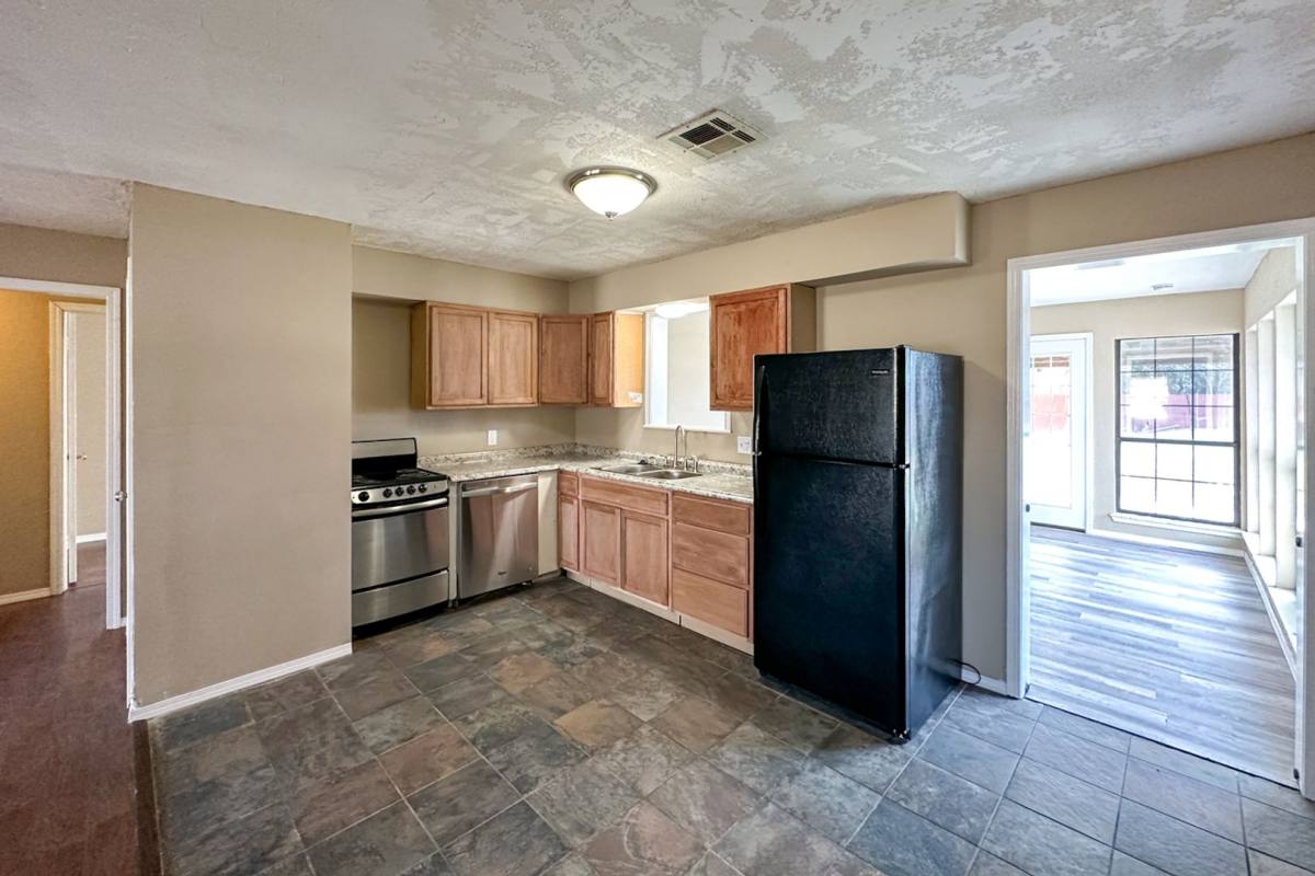 House for rent at 972 NW 5th St, Oklahoma City, OK 73160