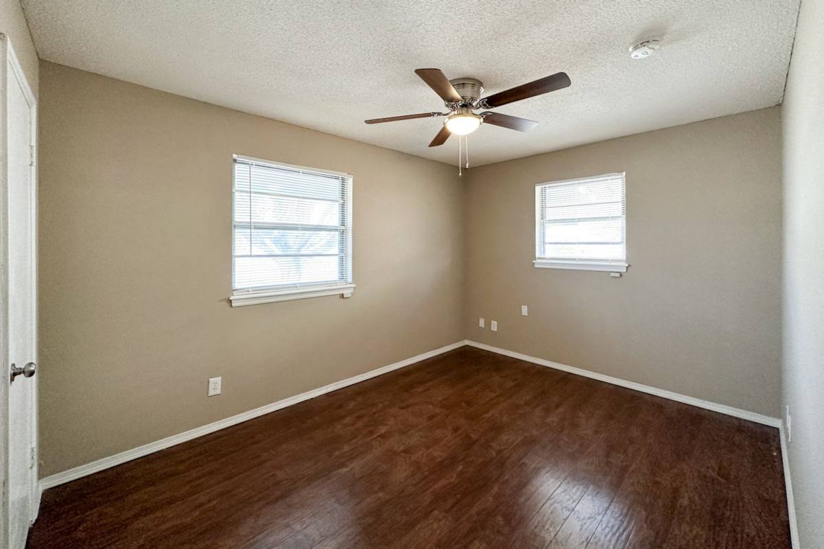 House for rent at 972 NW 5th St, Oklahoma City, OK 73160