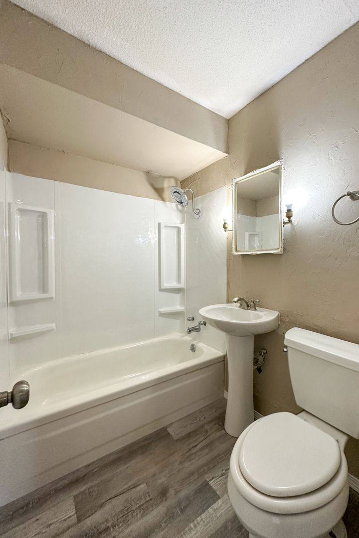 House for rent at 972 NW 5th St, Oklahoma City, OK 73160