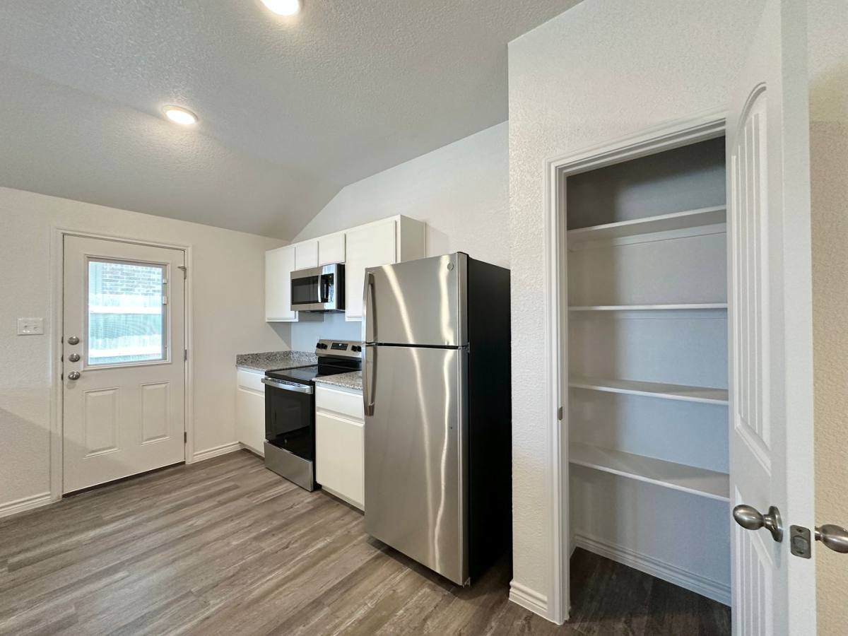 Townhouse for rent at 121 Dolphin Dr, Temple, TX 76501
