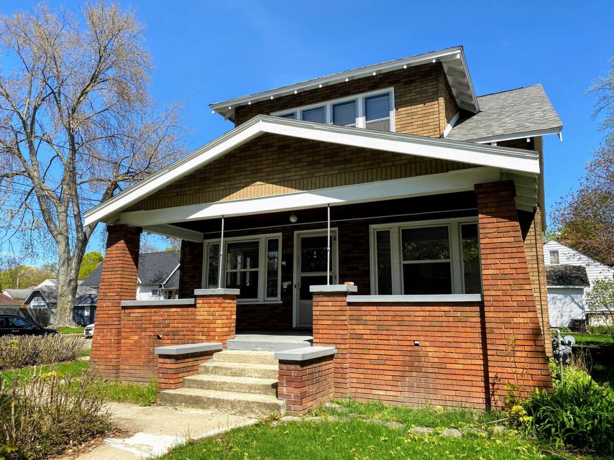 Apartment for rent at 670 Lincoln NW, Grand Rapids, MI 49504
