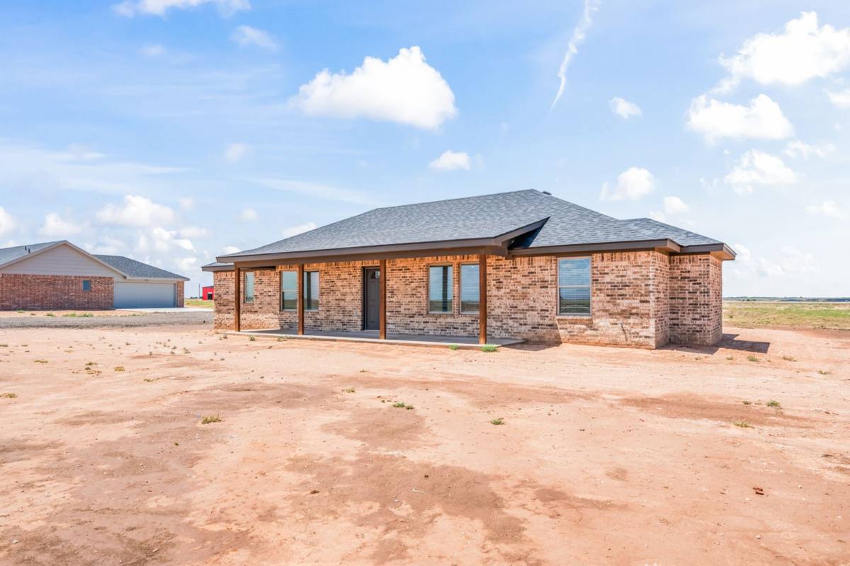 House for rent at 10613 E Cr, Slaton, TX 79364
