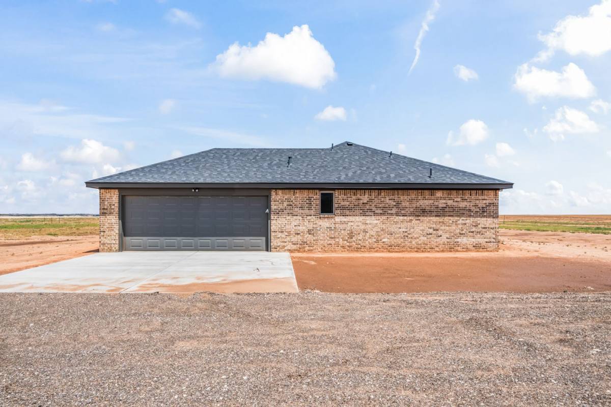 House for rent at 10613 E Cr, Slaton, TX 79364