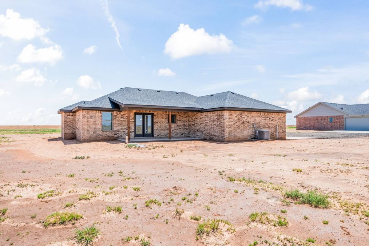 House for rent at 10613 E Cr, Slaton, TX 79364
