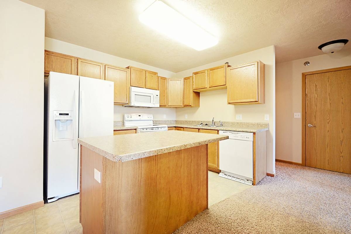 Apartment for rent at 1 36th Ave NE, Minot, ND 58703