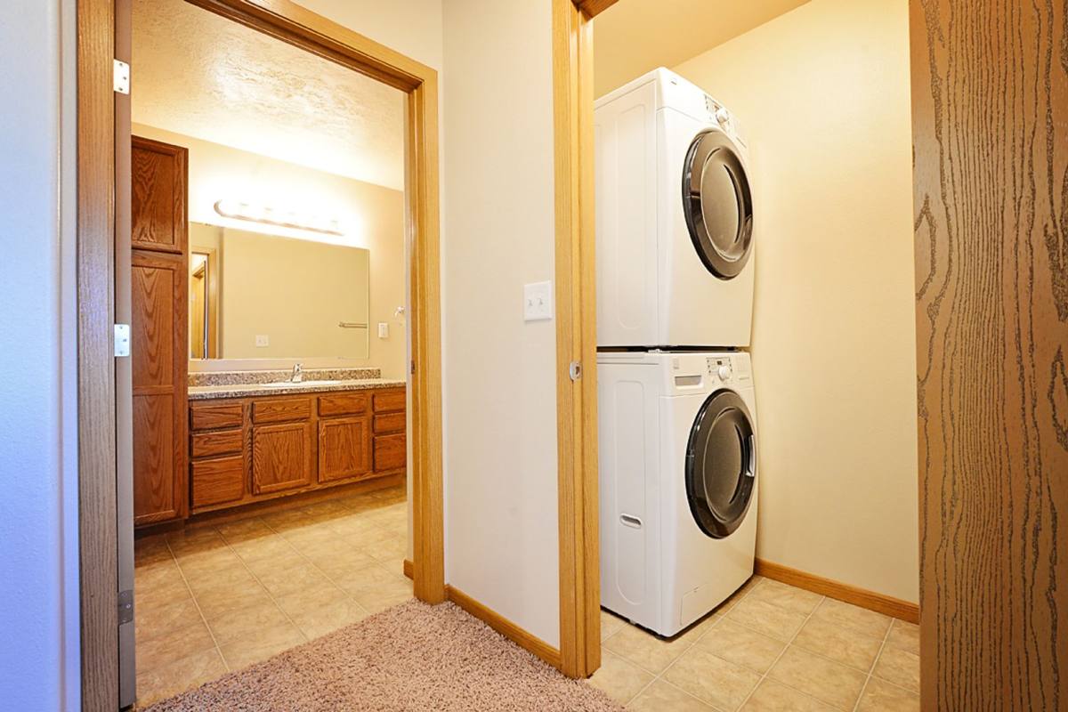 Apartment for rent at 1 36th Ave NE, Minot, ND 58703