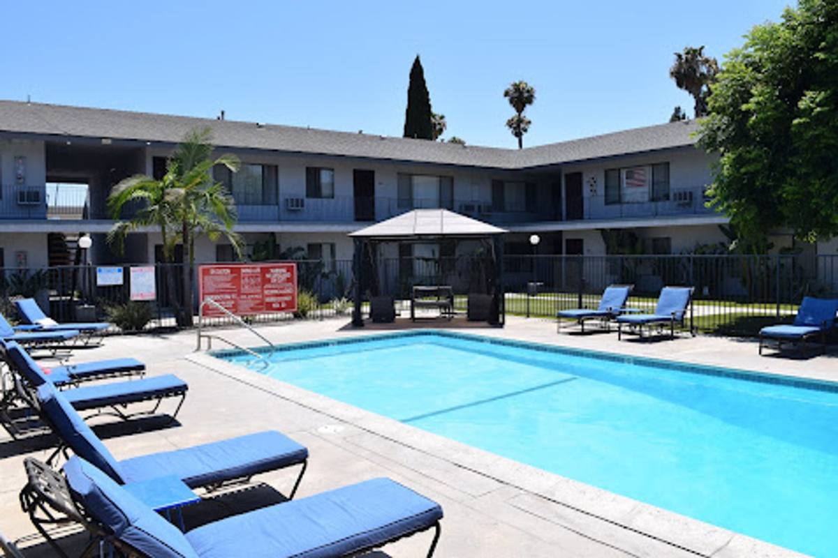 Apartment for rent at 120 N Syracuse St, Anaheim, CA 92801