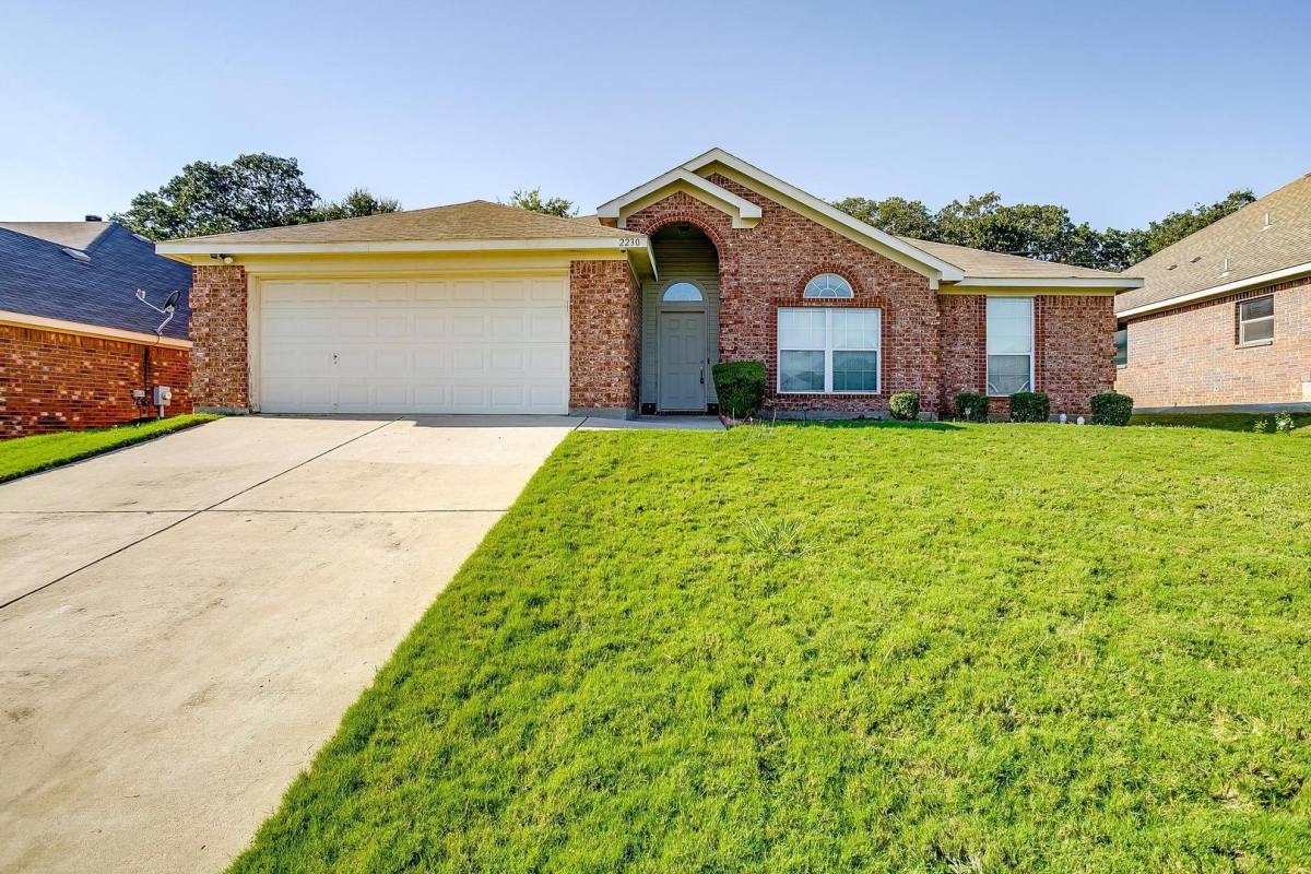 House for rent at 2230 Cancun Dr, Mansfield, TX 76063