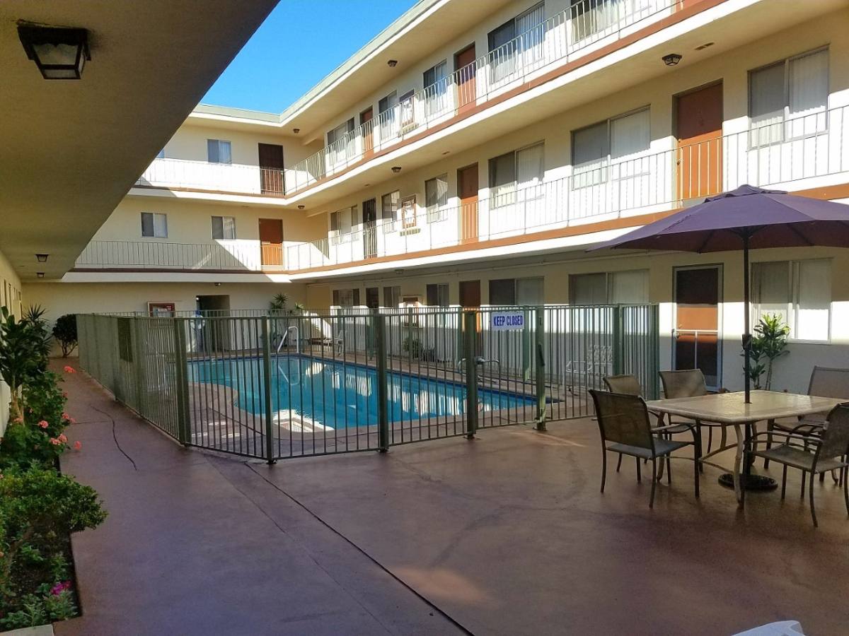 Apartment for rent at 20335 Anza Ave, Torrance, CA 90503