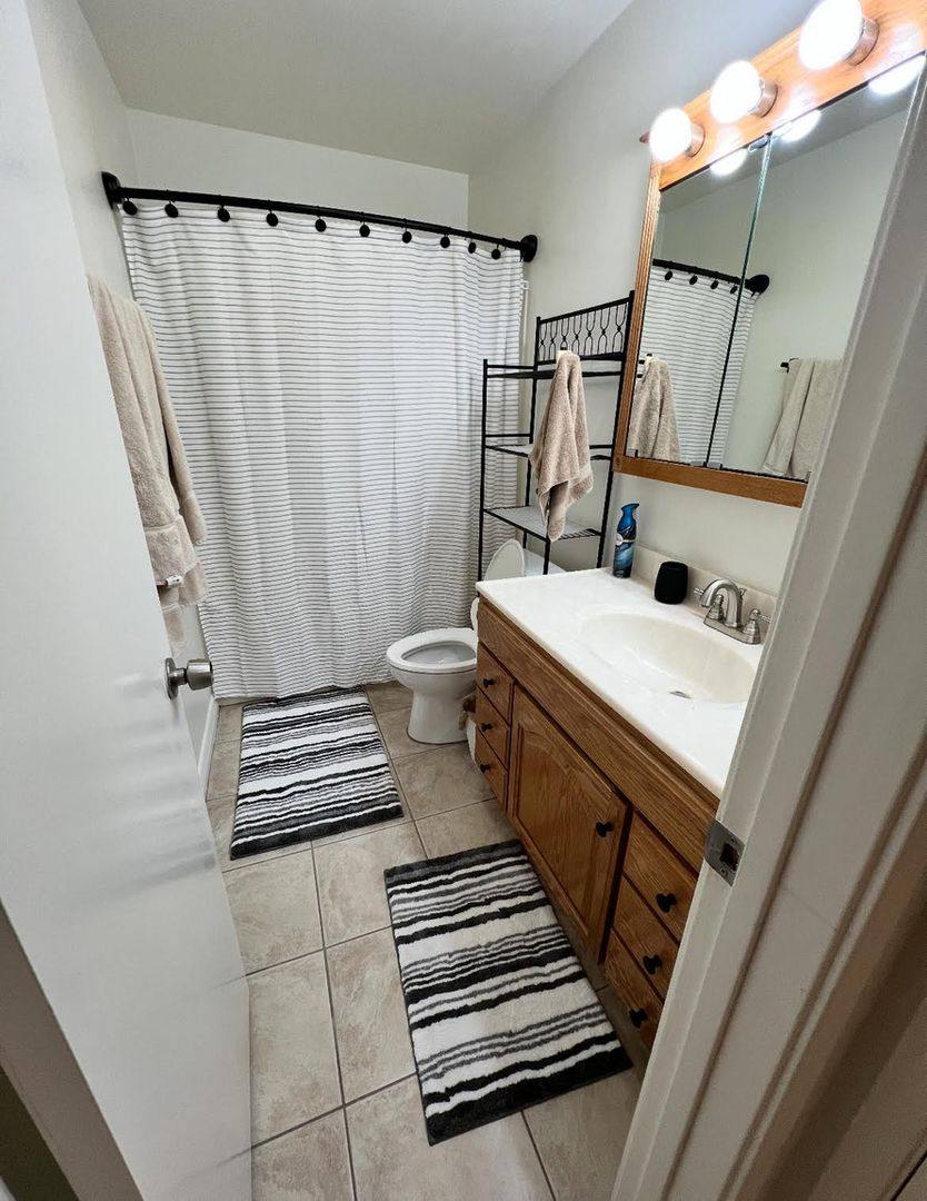 Condo for rent at 2530 Clairemont Dr, San Diego, CA 92117