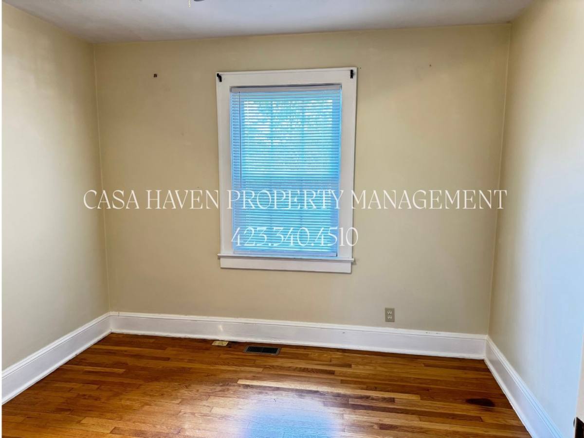 Apartment for rent at 302 W Pine St, Johnson City, TN 37604
