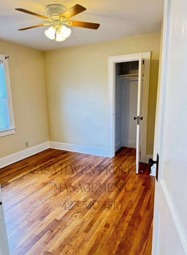Apartment for rent at 302 W Pine St, Johnson City, TN 37604
