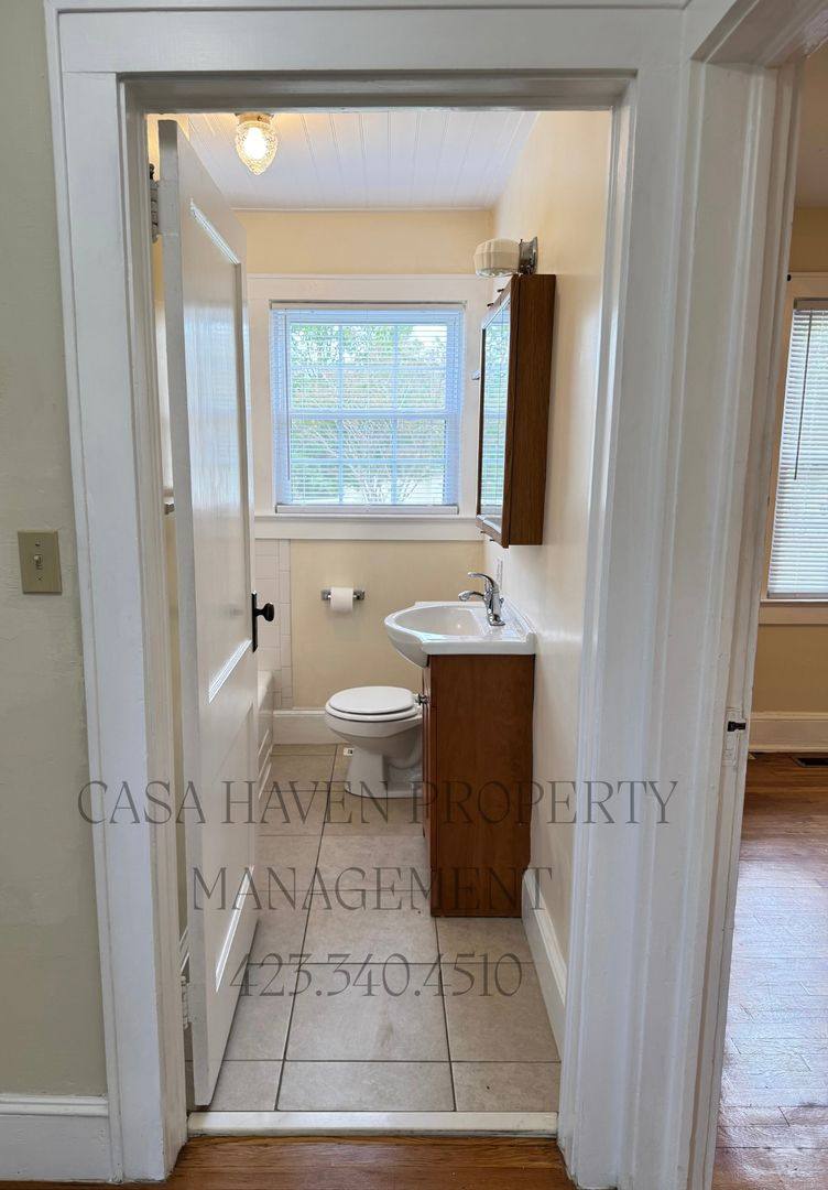 Apartment for rent at 302 W Pine St, Johnson City, TN 37604