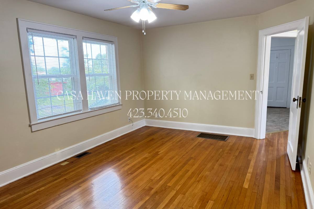 Apartment for rent at 302 W Pine St, Johnson City, TN 37604